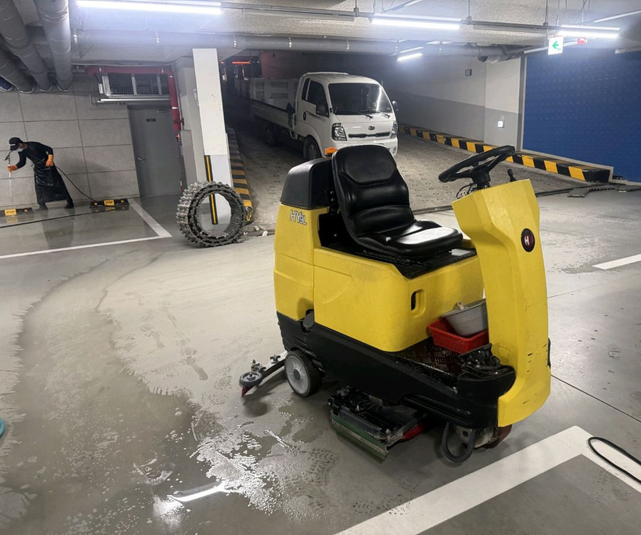 한양청소기 탑승식 바닥 청소차 HY9L 이미지