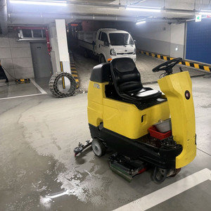 한양청소기 탑승식 바닥 청소차 HY9L 이미지