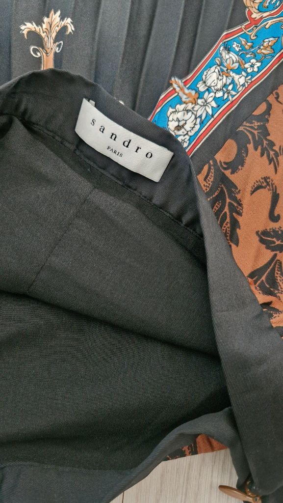 산드로 실크 플리츠 스커트--2