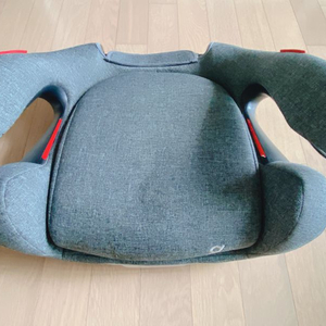 폴레드 ISOFIX 주니어 볼픽스 부스터카시트 팝니다.