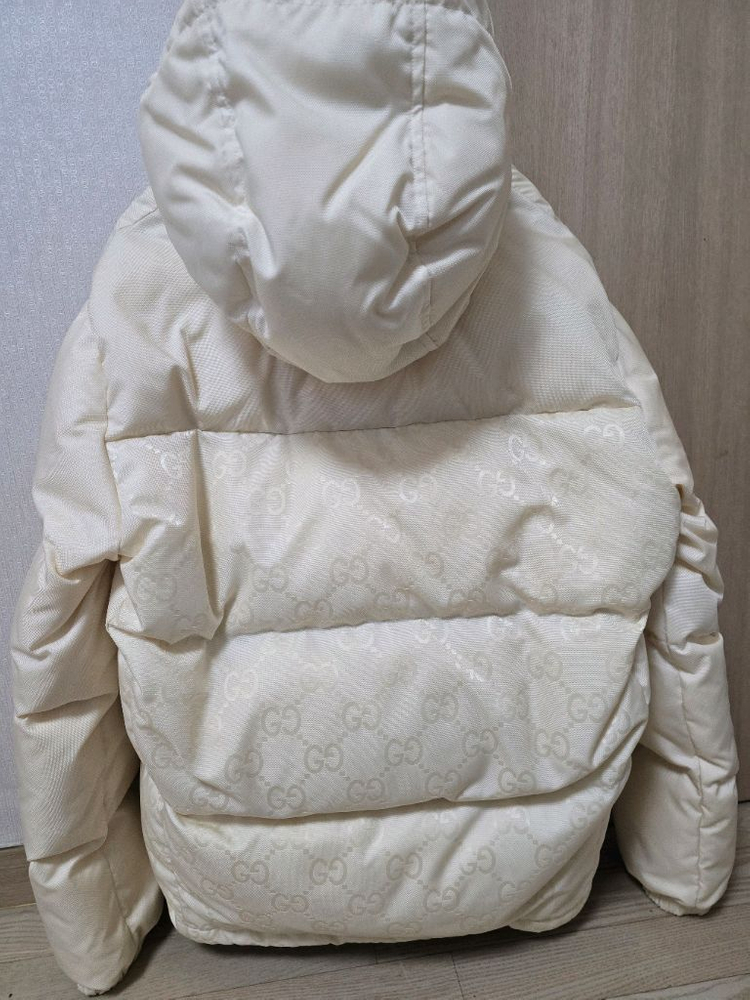 구찌남성패딩 점퍼 이미지