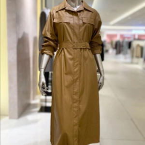 더아이잗컬렉션 레더 원피스 (정가77만)