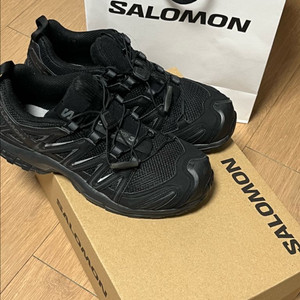 살로몬 XA 프로 3D 블랙 마그넷