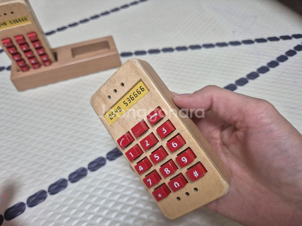 태국 원목 전화기 장난감--1