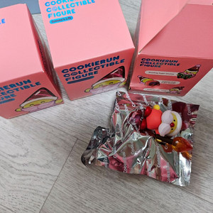 쿠키런 컬렉터블 피규어 곰젤리인형