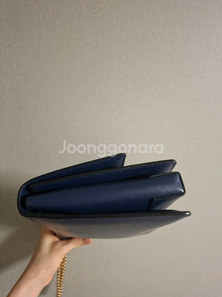 페레가모 크로스백 (정품)--1