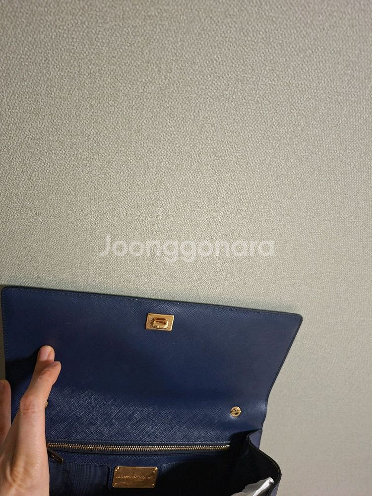 페레가모 크로스백 (정품)--6