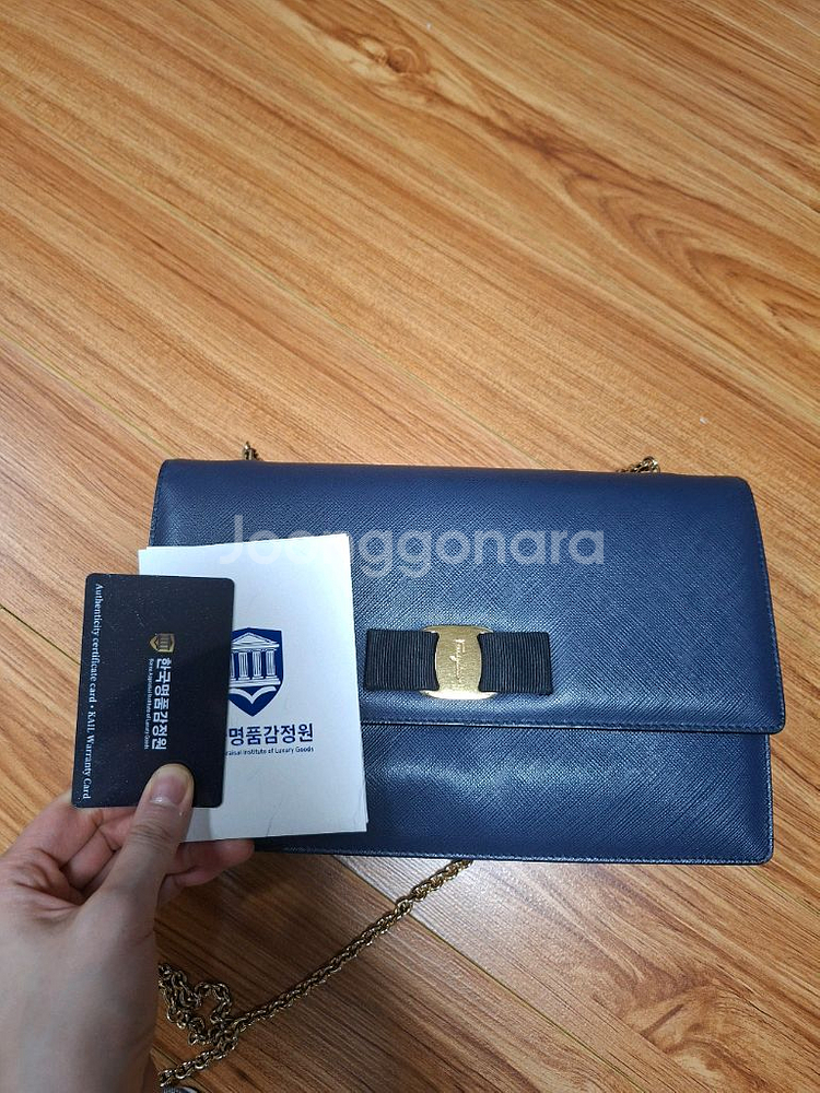 페레가모 크로스백 (정품)--8