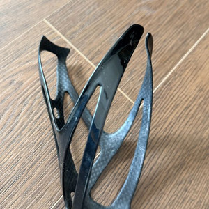 에스웍스 카본 자전거 물통홀더 이미지