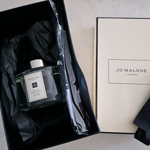 피오니 앤 블랙쉬 스웨이드 디퓨저