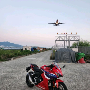 25 혼다 CBR500R 2500km 주행 이미지