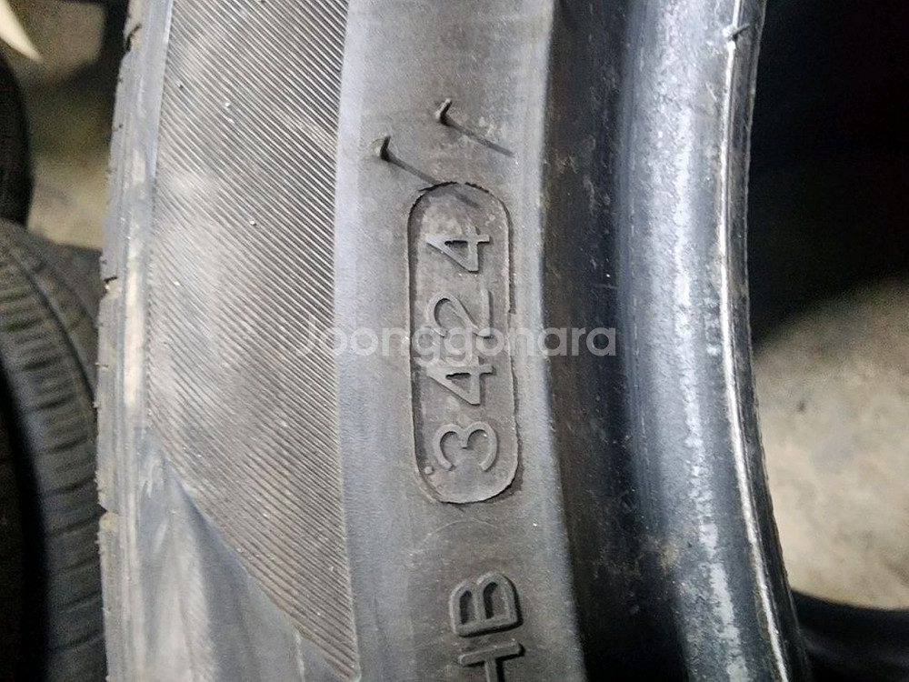 225 45 17 중고타이어--3