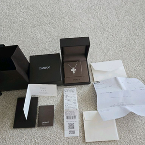 다미아니 벨에포크 다이아몬드 십자가 목걸이 라지사이즈 이미지