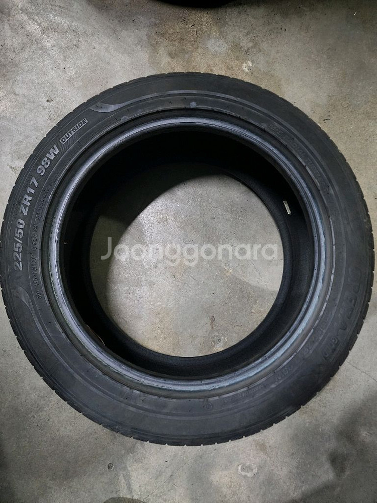 225 50 17 중고타이어--2