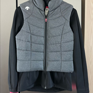 데상트 러닝 하이브리드 패딩집업 S사이즈