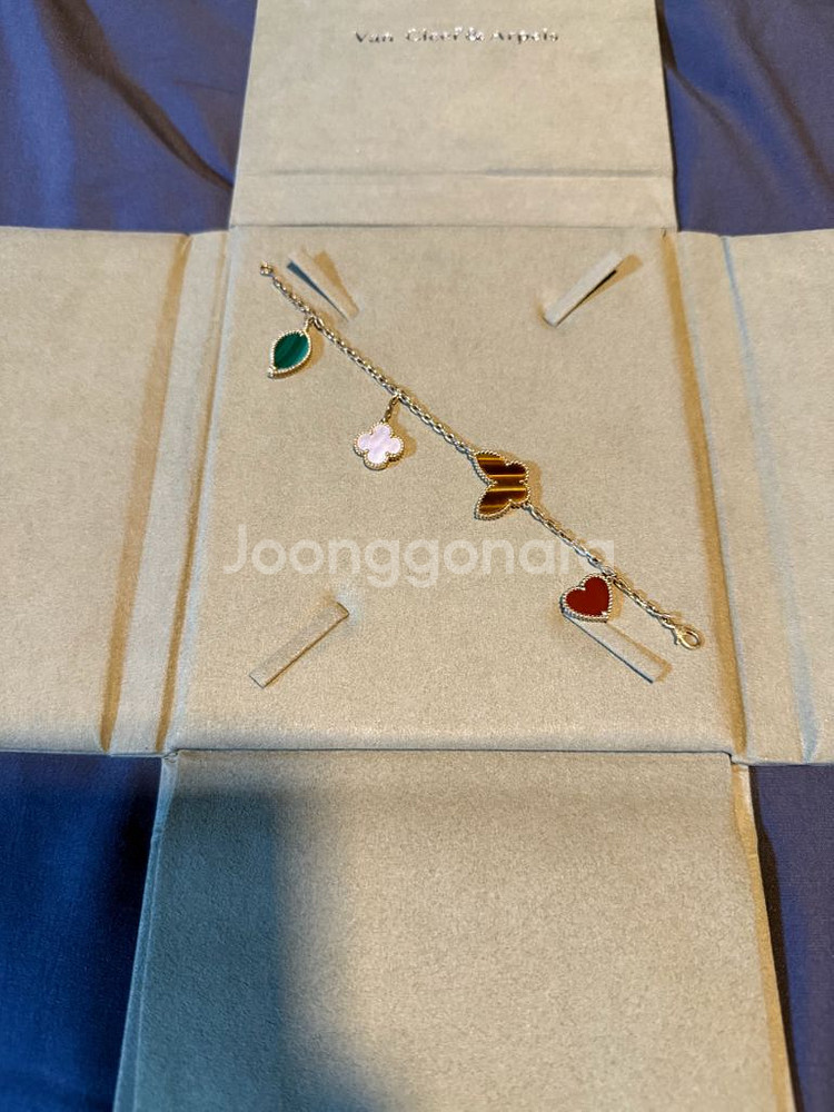 18k 원석(마더오브펄, 타이거아이, 말라카이트, 커넬리언) 팔찌--0