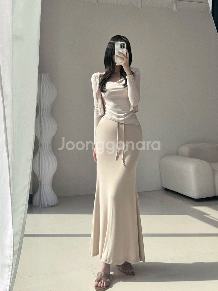 수입의류 드레이프 셔링 나시 가디건 세트 (어깨패드)--4