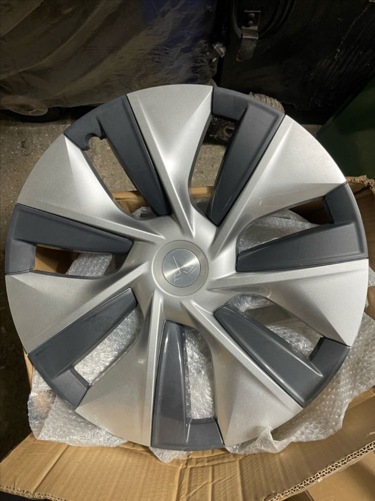 테슬라 모델y 휠 커버 제미니휠 이미지