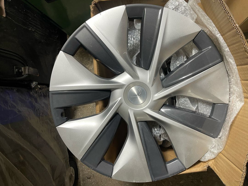 테슬라 모델y 휠 커버 제미니휠 이미지