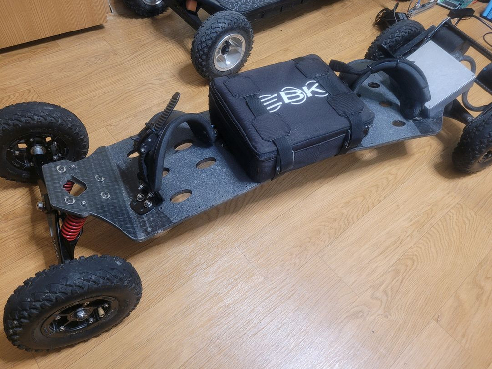 트람파 전동보드 팝니다--1