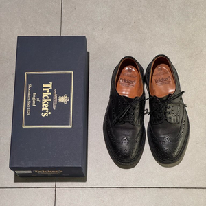 트리커즈 Keswick 블랙 8사이즈 (270mm)