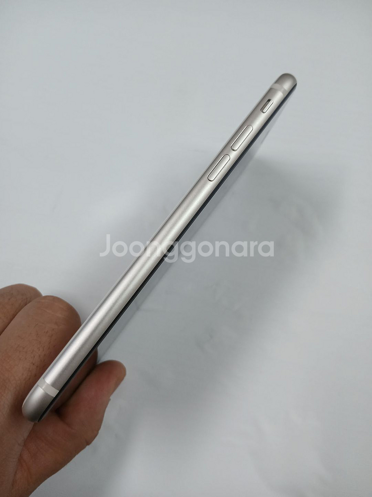 아이폰SE3 128_GB 배터리 75%팝니다!!중고폰저가폰업무폰세컨폰공기계게임폰효도폰게임폰알뜰폰)--1