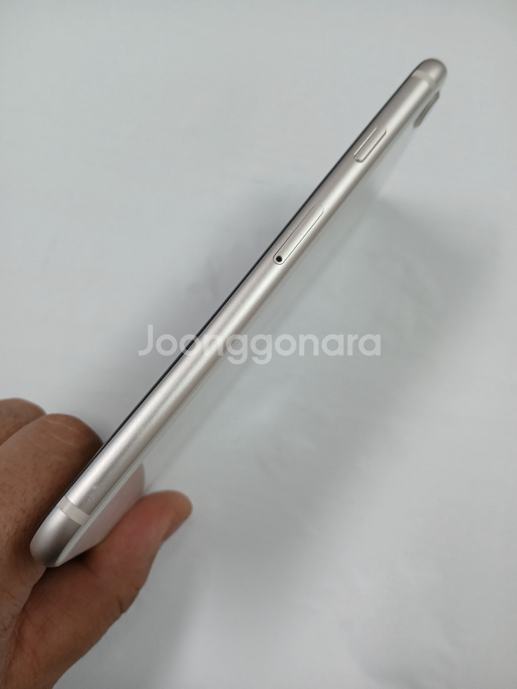 아이폰SE3 128_GB 배터리 75%팝니다!!중고폰저가폰업무폰세컨폰공기계게임폰효도폰게임폰알뜰폰)--2