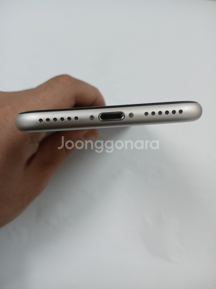 아이폰SE3 128_GB 배터리 75%팝니다!!중고폰저가폰업무폰세컨폰공기계게임폰효도폰게임폰알뜰폰)--3