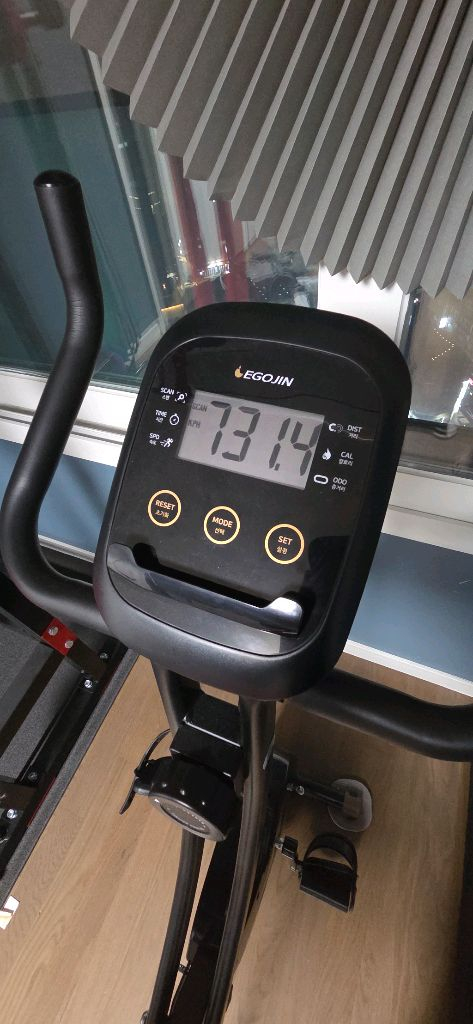 이고진 LPX1 접이식 실내자전거 이미지