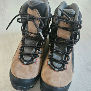 라스포르티바 등산화 270