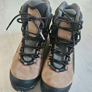 라스포르티바 등산화 270