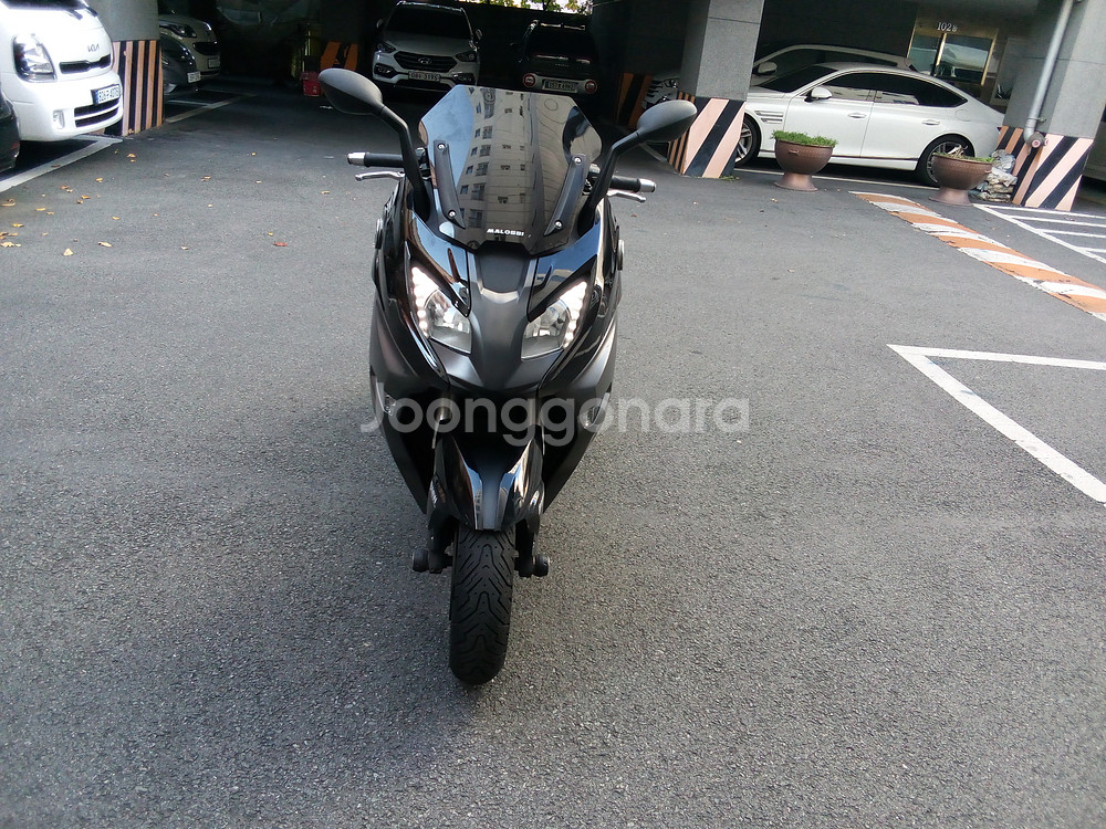 c650스포츠 16년식 엔진상태 괘찬고 소모품 상태 괜찬은차 저렴하게 급처분 합니다,.....--0