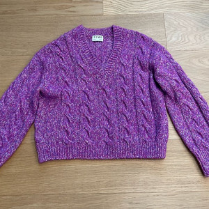 타임 케이블 니트 스웨터