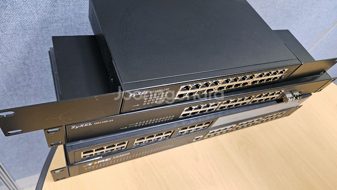네트워크 스위치 ip TIME T24000 / ZyXEL GS1100-24 / ZyXEL GS1100-24E / H--1