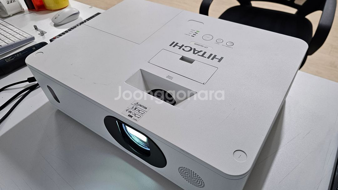 히타치 CP-WU5500 가성비 중고빔프로젝터 회의실용--0