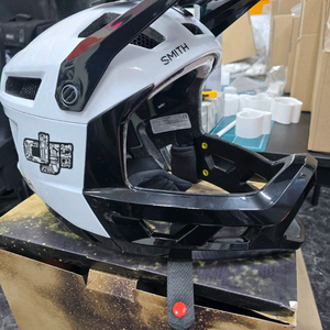 정품 스미스 메인라인 자전거 헬멧 L사이즈 이미지