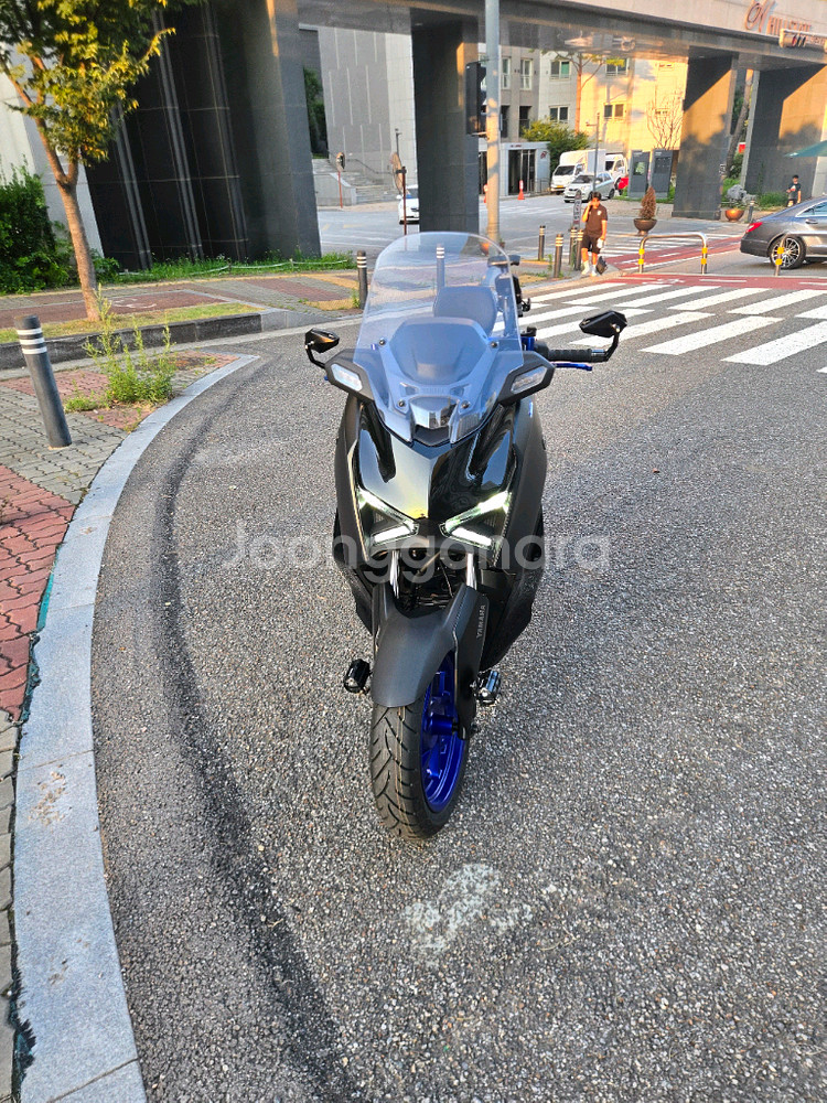 야마하 XMAX300스쿠터--1