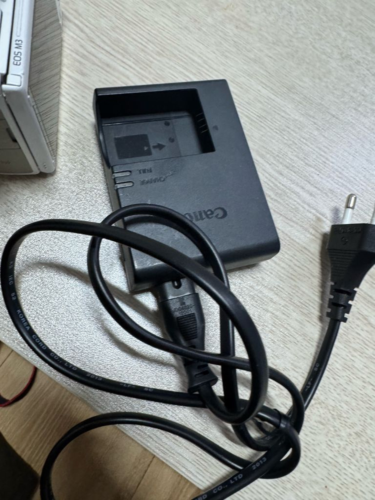 M3 미러리스 카메라 + 15-45mm 렌즈 세트 이미지