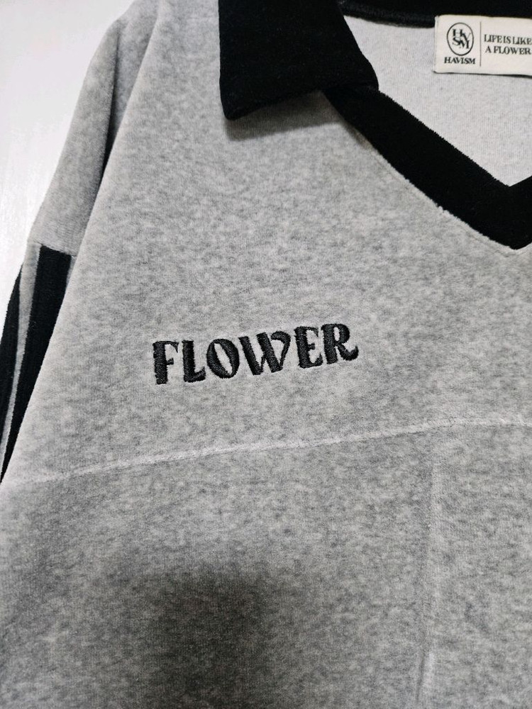 해비즘 오버사이즈 벨루어 V넥 긴팔티 그레이--7