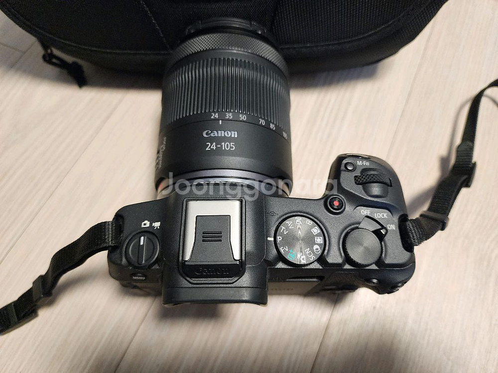 캐논코리아 정품 eos r8 바디와 RF24-105mm f4-7.1 is stm 렌즈 보증남은 a급 제품 판매합니다--5