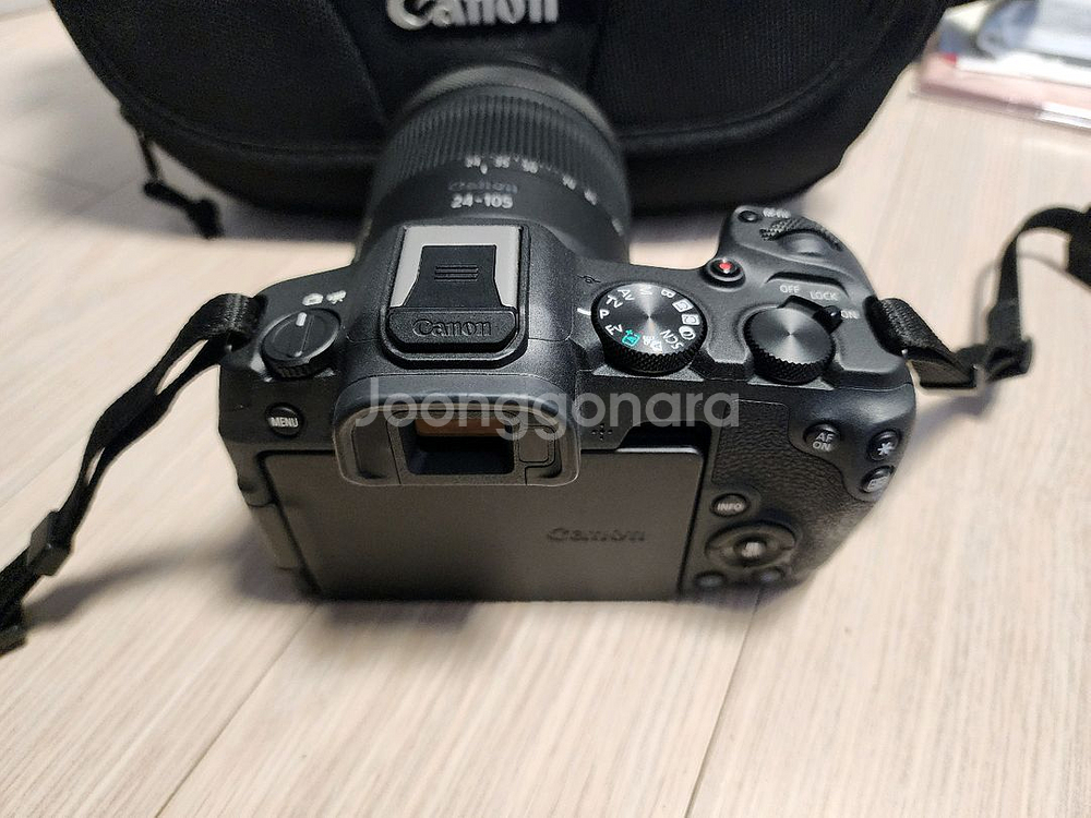 캐논코리아 정품 eos r8 바디와 RF24-105mm f4-7.1 is stm 렌즈 보증남은 a급 제품 판매합니다--6