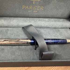 (미사용품)파카 소네트 아틀라스 볼펜 팝니다