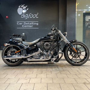 할리데이비슨 브레이크아웃 ABS/스마트키 [풀옵션/무사고/정비완]대차가능팻보이로드킹소프테일로드글라이드스트리트글라이드