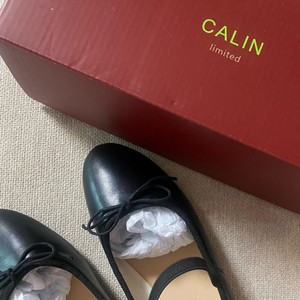 꺌랑 발레리나 슈즈 블랙무광 240 새상품