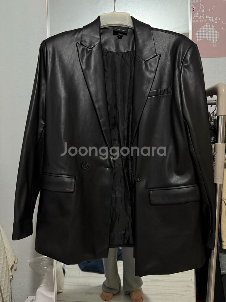 오버핏 블랙 레더 자켓--1