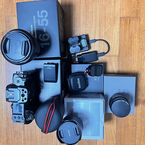 후지필름 x-h2s +렌즈 및 악세사리 일괄