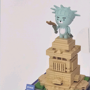 카카오프렌즈 랜드마크 브릭 피규어 - 자유의 여신상 라이언