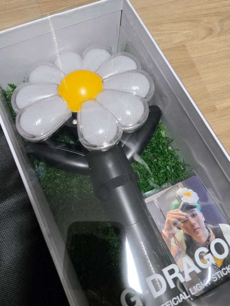 지디 데이지 아이돌 공식 응원봉 이미지