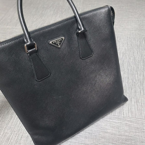 프라다 사피아노 레더 토트백 브리프케이스 서류가방