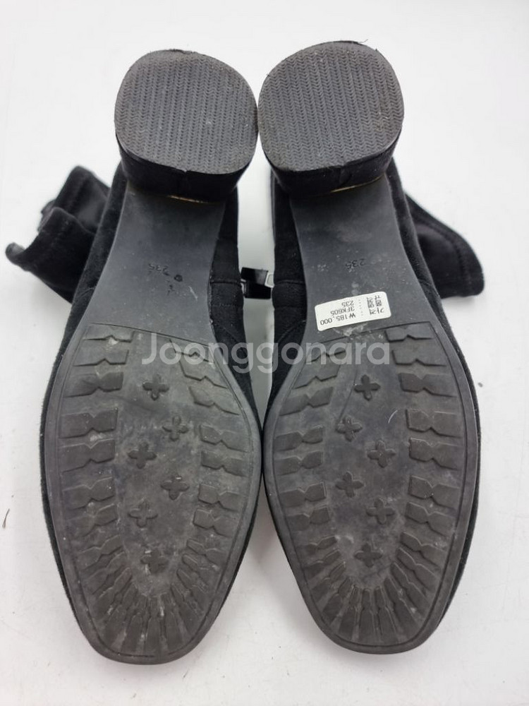 허시파피 스웨이드 앵글부츠235--5